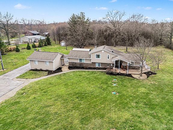 3rd image of 9864 Baughman Rd