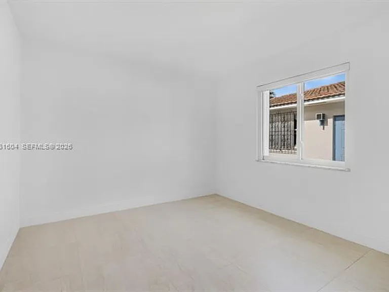 2045 SW 125th Ct — Photo 25