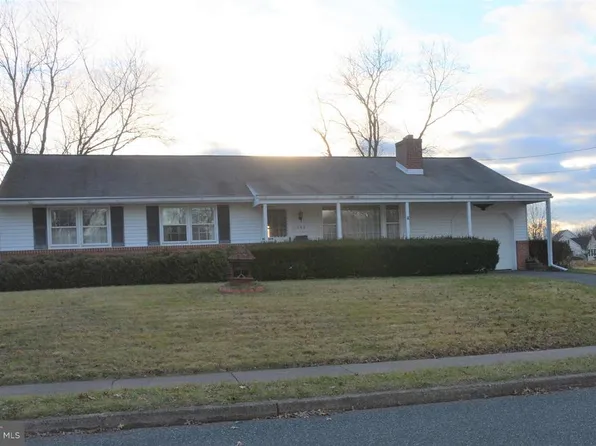 542 Melvin Rd, Telford, PA 18969