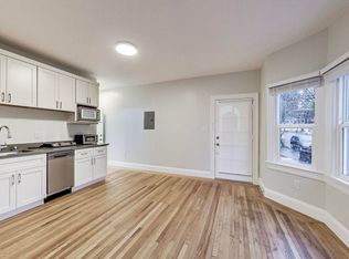 818 61st St #F, Emeryville, CA 94608