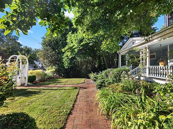 5th image of 4 Latisquama Rd