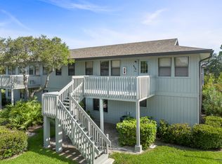 654 Centre Court SW #201, Vero Beach, FL 32962