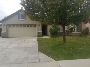 11111 Mayacamas Dr, Bakersfield, CA 93312