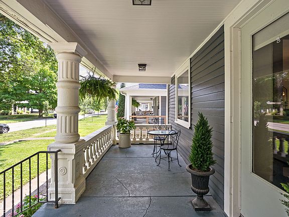 3rd image of 2346 Carrollton Ave