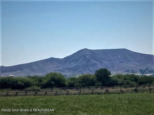 0 Mustang Dr, Dubois, WY 82513