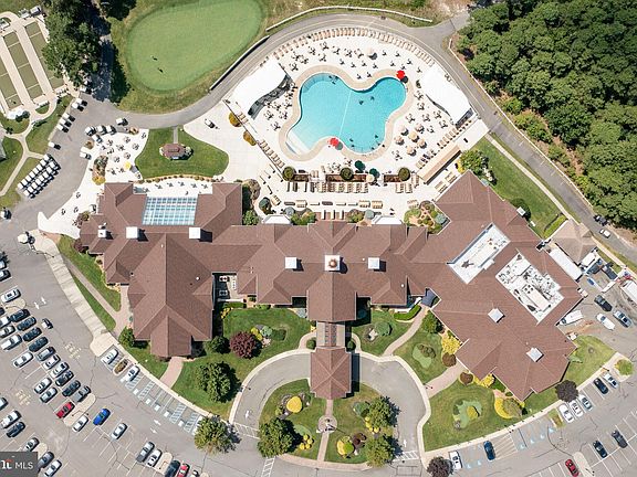 5th image of 75 Bayville Way