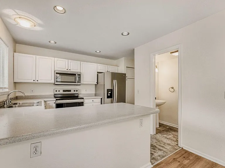 8854 Coneflower Pl — Photo 6