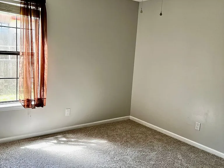 106 Plantation Oaks Dr — Photo 24