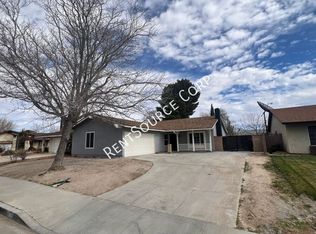 44226 Hanstead Ave, Lancaster, CA 93535