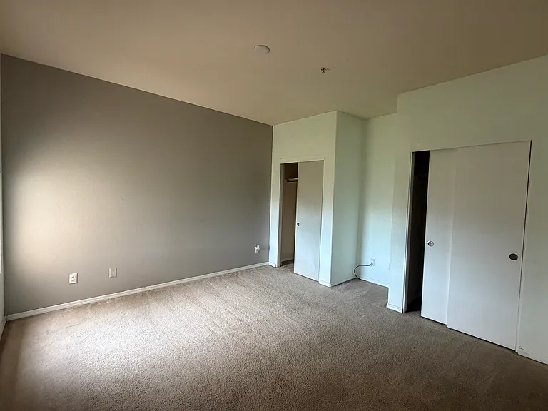 310 E McCoy Ln #5J — Photo 6
