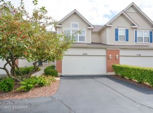 3162 Renard Ln, St Charles, IL 60175