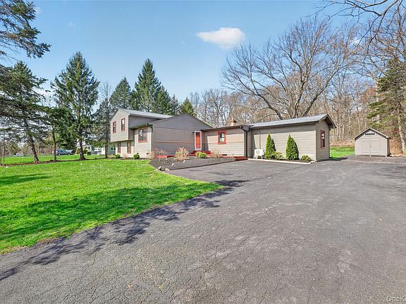 3rd image of 457 Forest Road