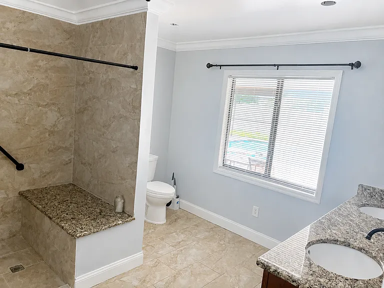 7028 Hammock Way — Photo 4