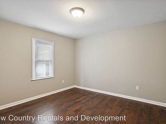 4th image of 1227 E 38th St #1227
