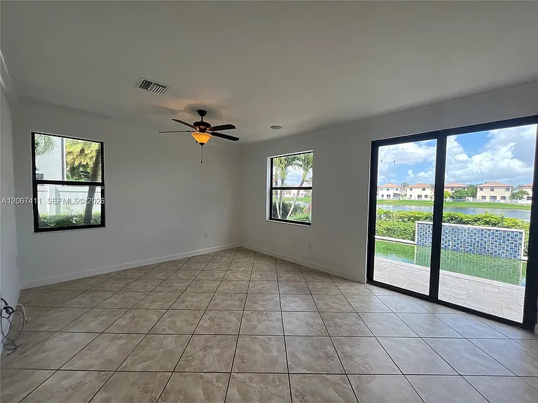 8843 W 34th Ave — Photo 7