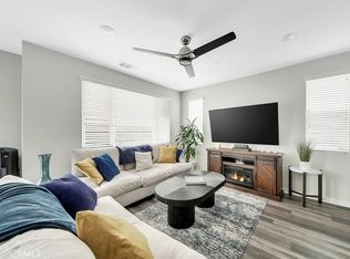 1397 E 23rd St, Signal Hill, CA 90755