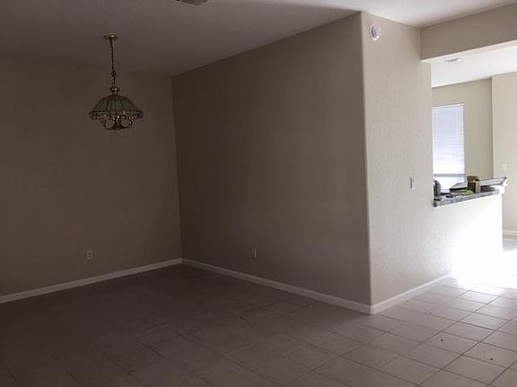 3rd image of 5421 San Carlos Way