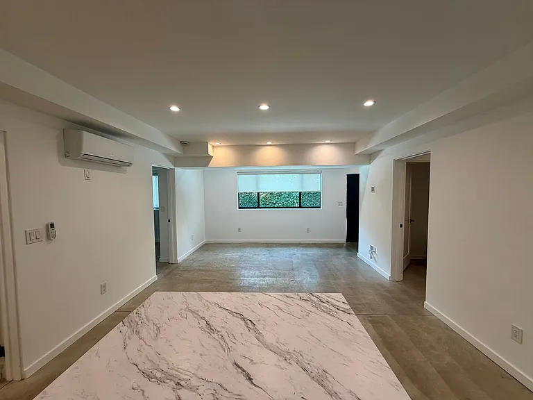 2821 Colorado Ave — Photo 12