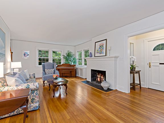 MGBarry-35 Kilmer Rd-01.JPG