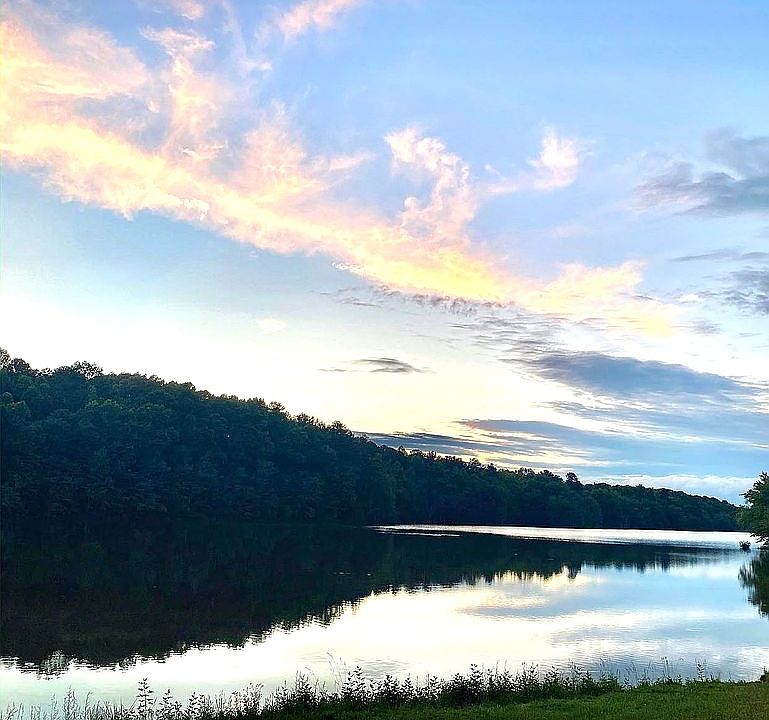 1st image of 165 Village Lake Ct