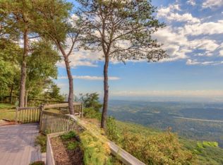 1900 E Brow Rd, Signal Mountain, TN 37377