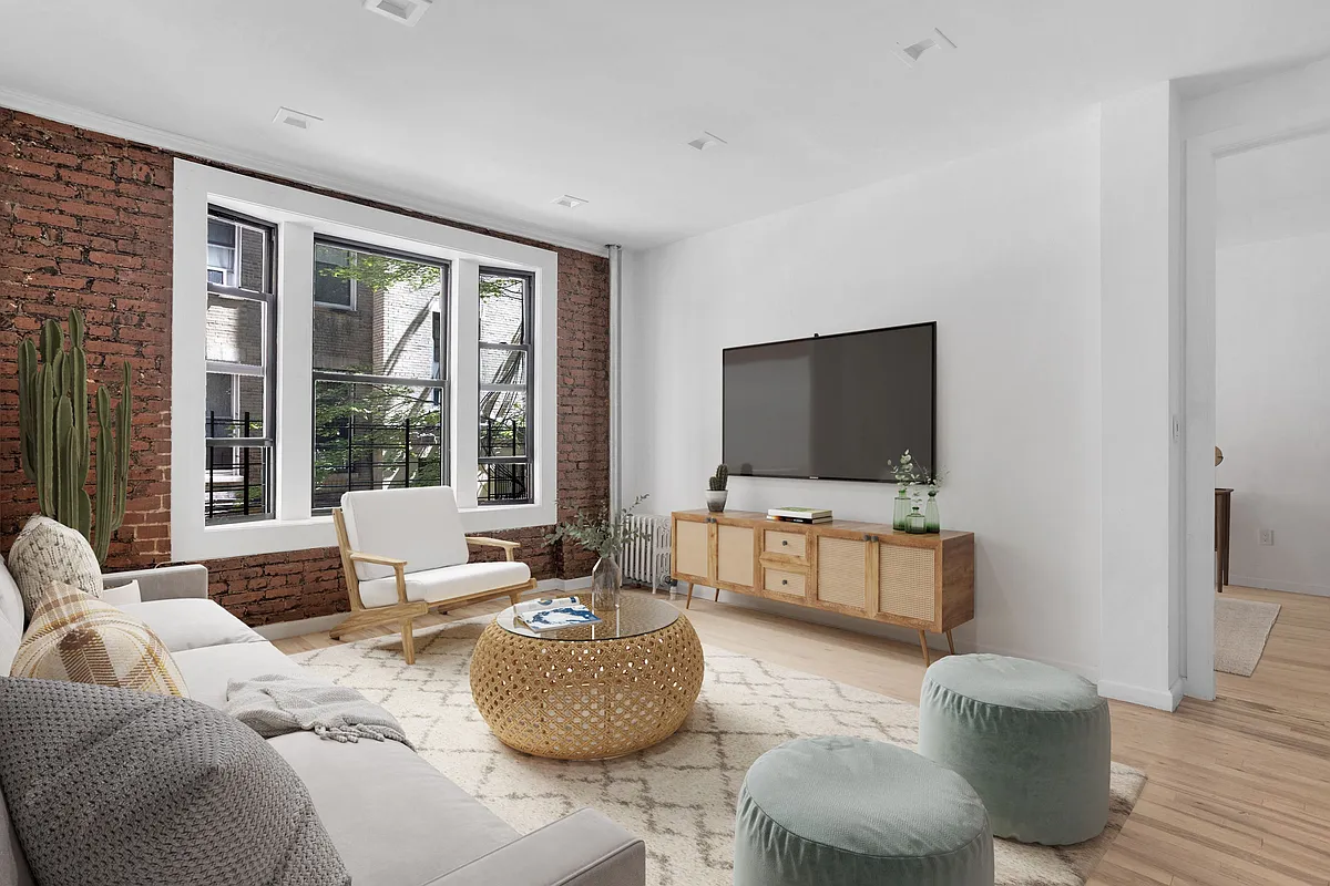 Building Photo - 317 W 99th St #7D