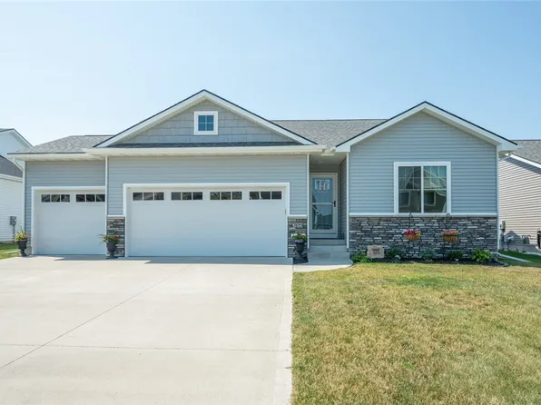 305 Aaron Ave NW, Bondurant, IA 50035