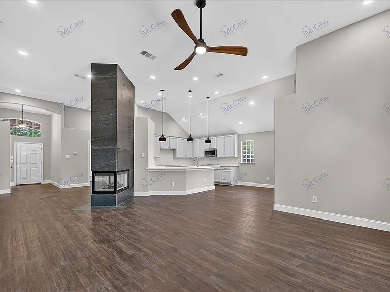 739 Kilbridge Ln — Photo 4
