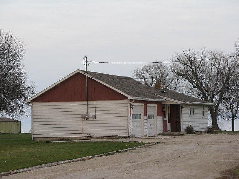 1st image of N8967 Lakeshore Dr