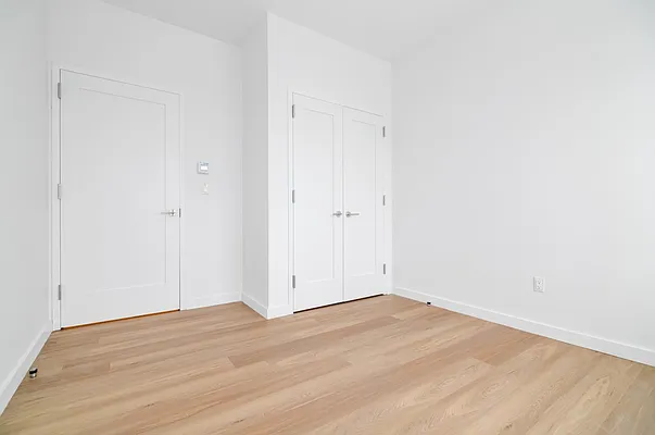 Rented by REAL New York | media 21