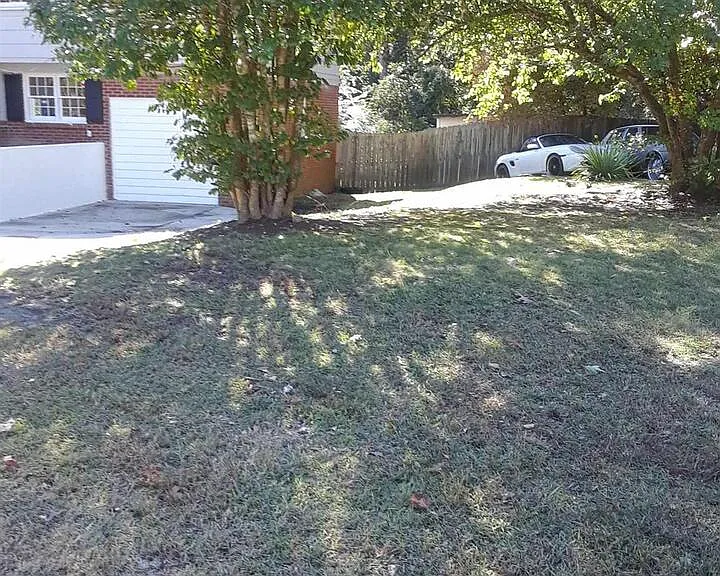 10527 Thrasher Rd — Photo 2