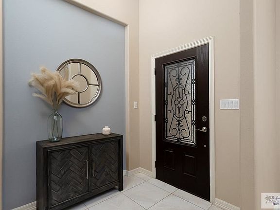 3rd image of 6101 Teak Ave