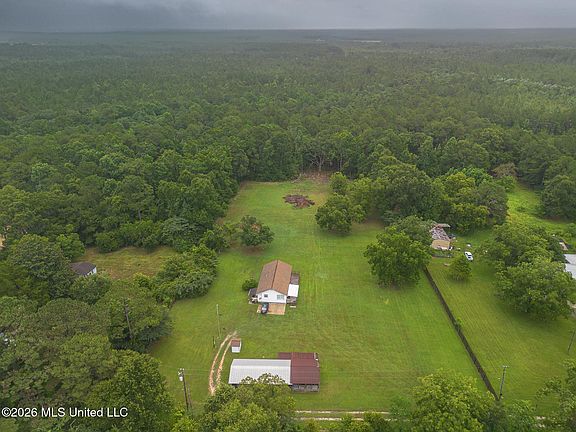 4th image of 6066 Stacey Ln