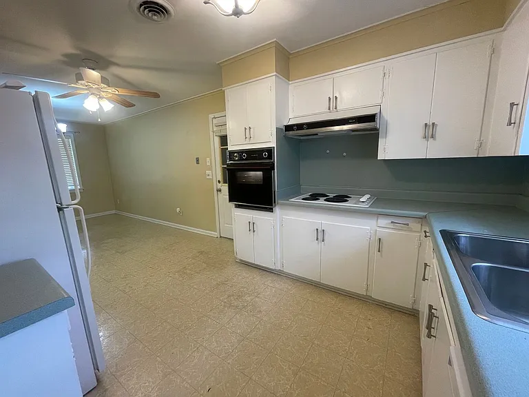 346 Wayne Dr — Photo 5