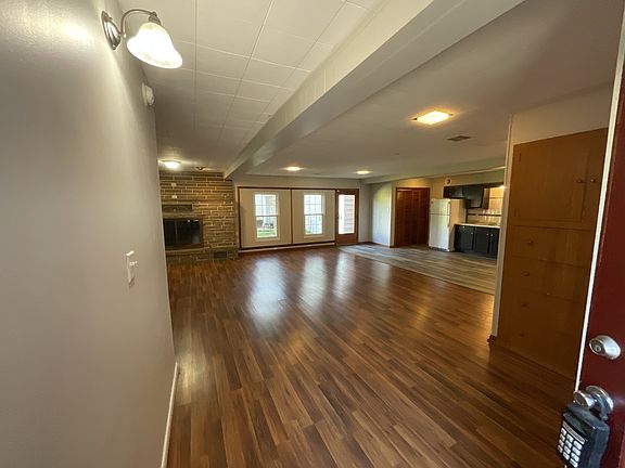 2nd image of 103A Church St