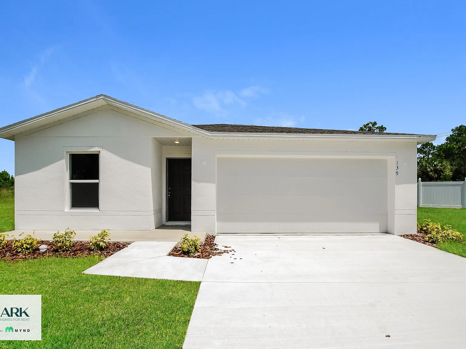 3 bed, 2.0 bath, 1272 sqft, $1,689 — Photo 1