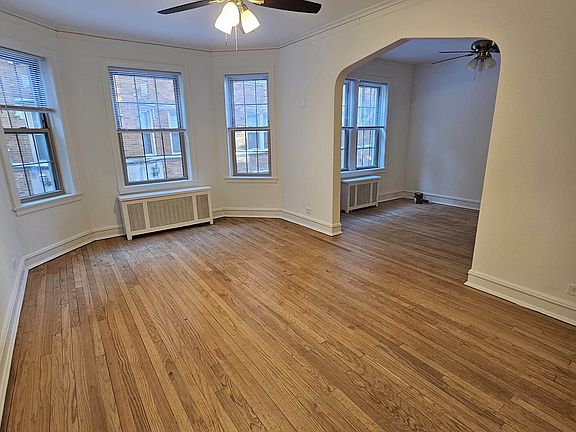 3rd image of 1635 W Fargo Ave APT 1A