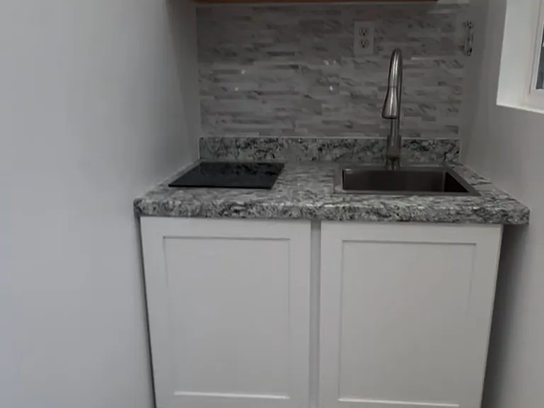 109 Kennedy Ave — Photo 2