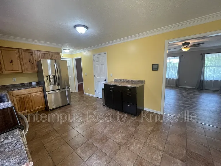 7728 Chapel Bend Dr — Photo 13