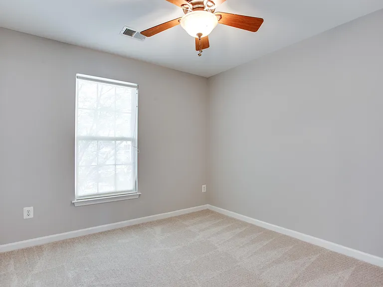 10410 Damascus Park Ln — Photo 40
