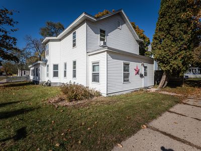 1603 Charles St, La Crosse, WI, 54603