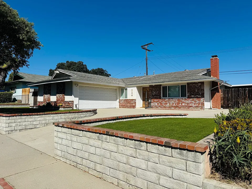 1204 Cardigan Ave