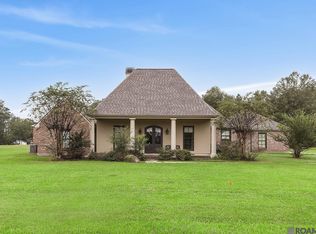 28927 Nottaway St, Livingston, LA 70754