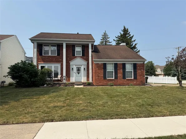 35865 Ashford Dr, Sterling Heights, MI 48312