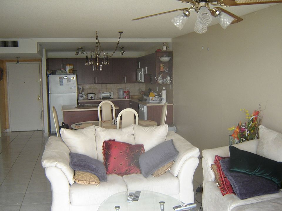 1st image of 16740 NE 9th Ave APT 409