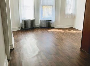 569 58th St #3F, Brooklyn, NY 11220