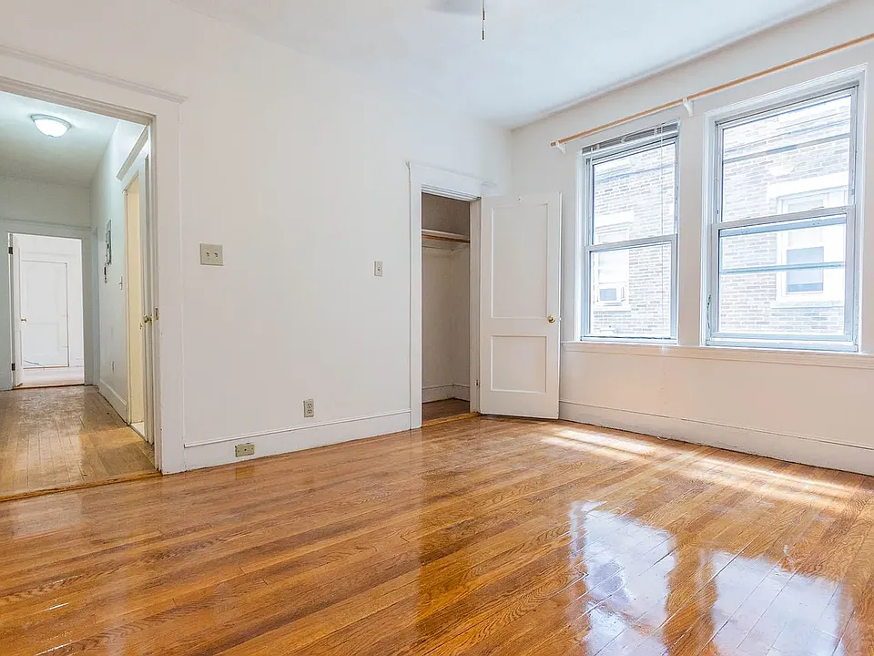 13 Scottfield Rd #4B
