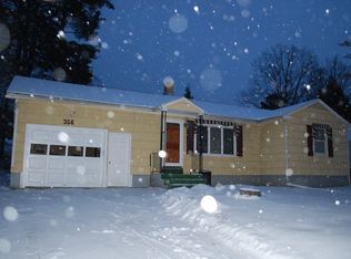 306 Cheshire Rd, Pittsfield, MA 01201