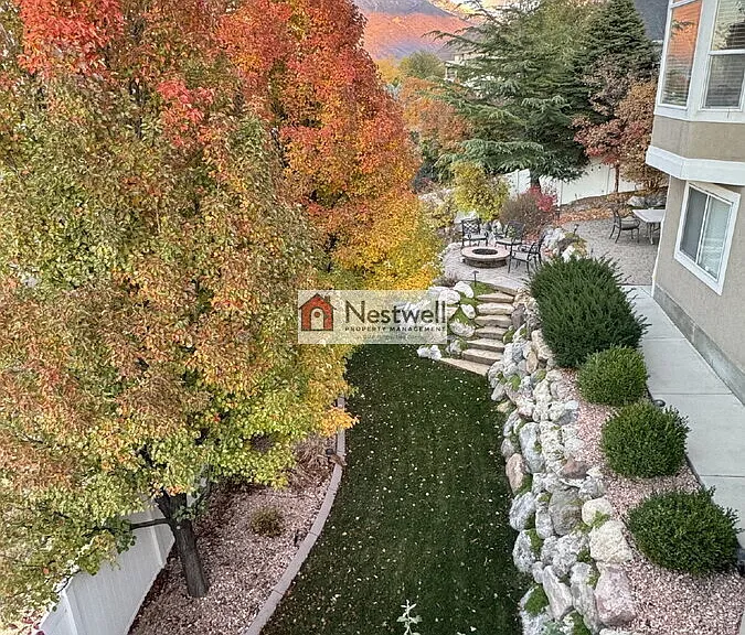 481 E Lana Ct — Photo 2