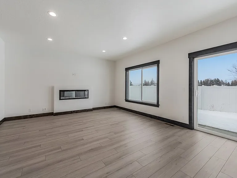 222 E Lobo Loop — Photo 10
